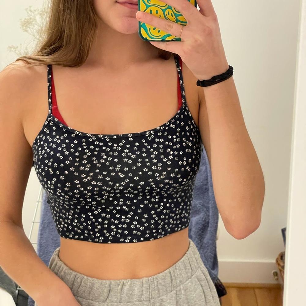 Navy and white flower crop top